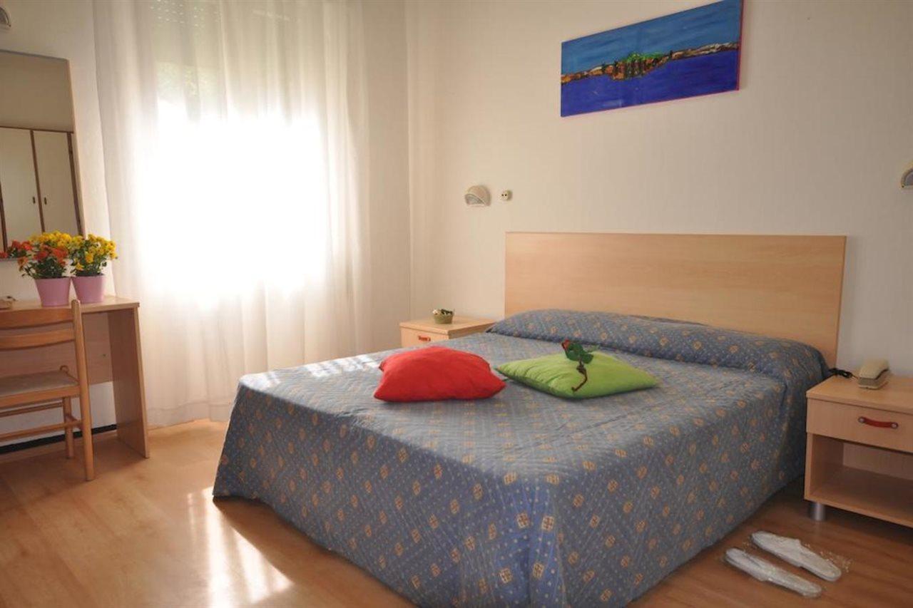 Hotel Roxy Floridiana Rimini Luaran gambar