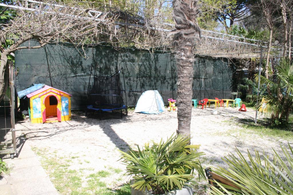 Hotel Roxy Floridiana Rimini Luaran gambar
